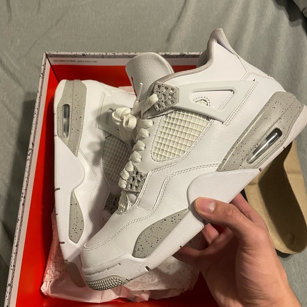 Jordan 4s white Oreo